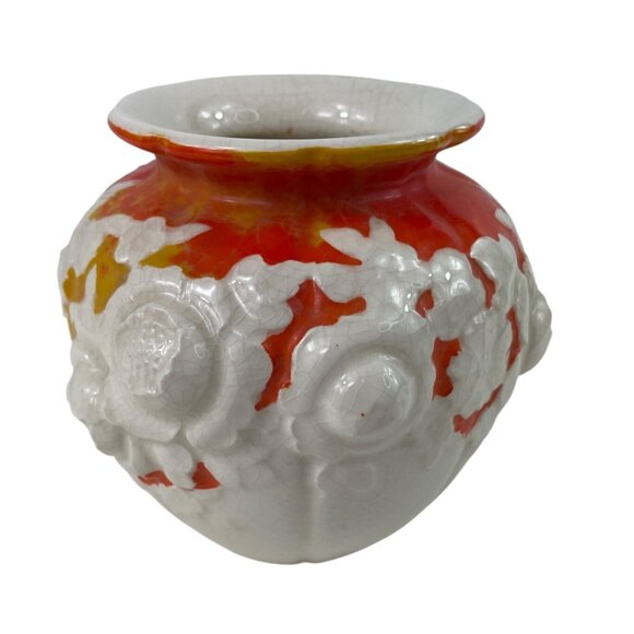 Moriyama Mori Machi Ceramic Vase White/Orange Raised Flowers - Picture 11 of 13